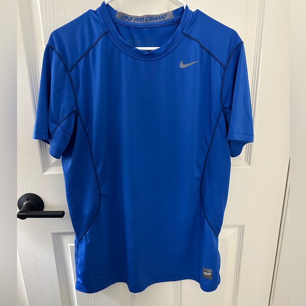 NIKE PRO COMBAT Fitted Men’s Compression Athletic Shirt Blue Size Large